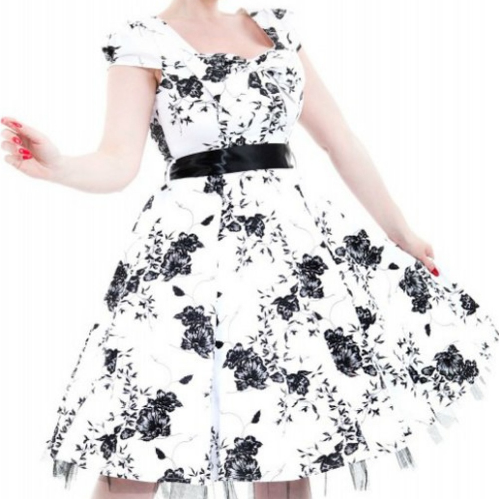 H&R London Retro Floral Pinup Swing Dress